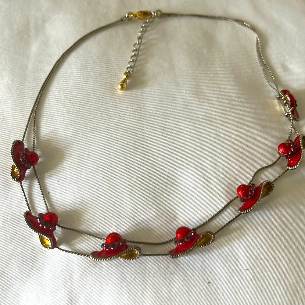 Red Hat Society necklace - Vintage